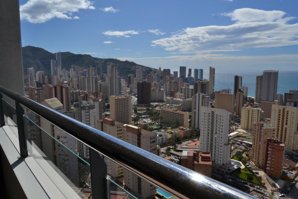 Apartamentos Con Terraza Torre D'Oboe By Renthas Benidorm Dış mekan fotoğraf