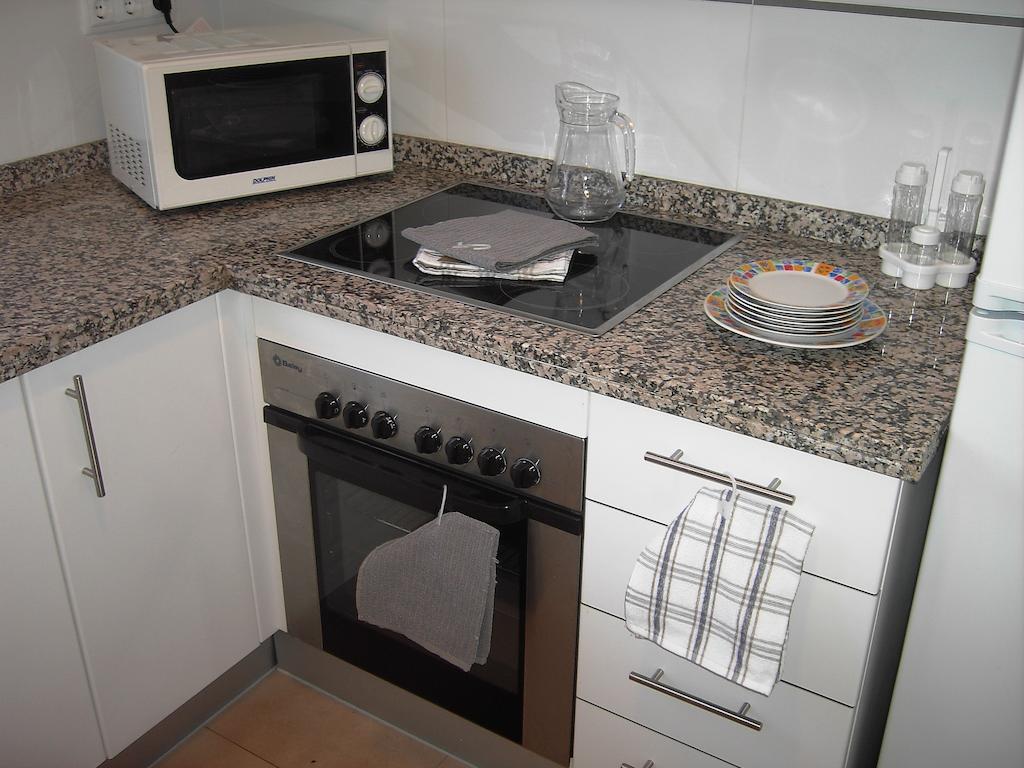 Apartamentos Con Terraza Torre D'Oboe By Renthas Benidorm Oda fotoğraf