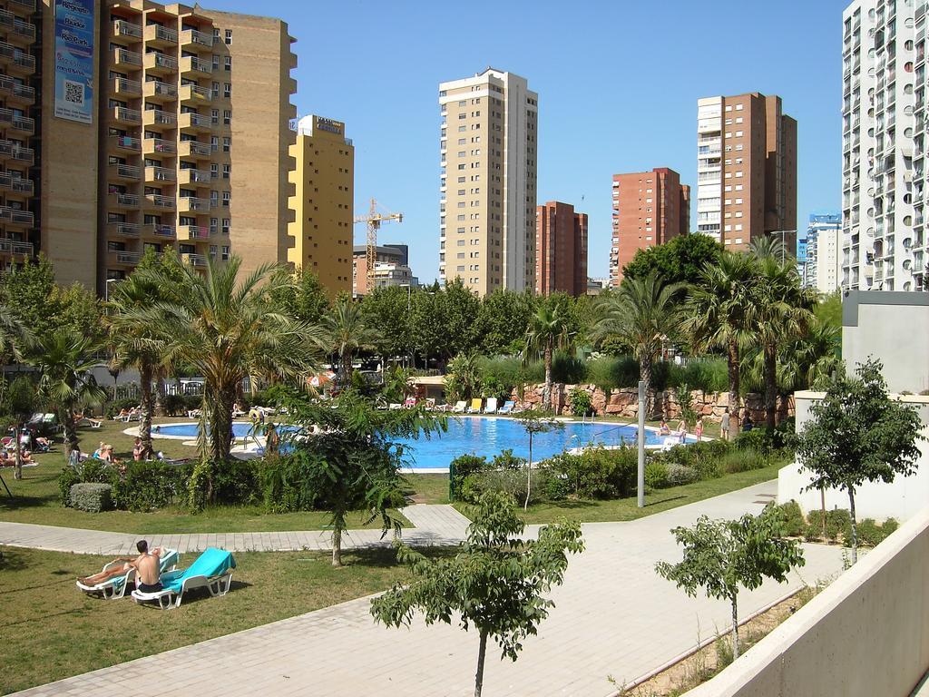 Apartamentos Con Terraza Torre D'Oboe By Renthas Benidorm Dış mekan fotoğraf