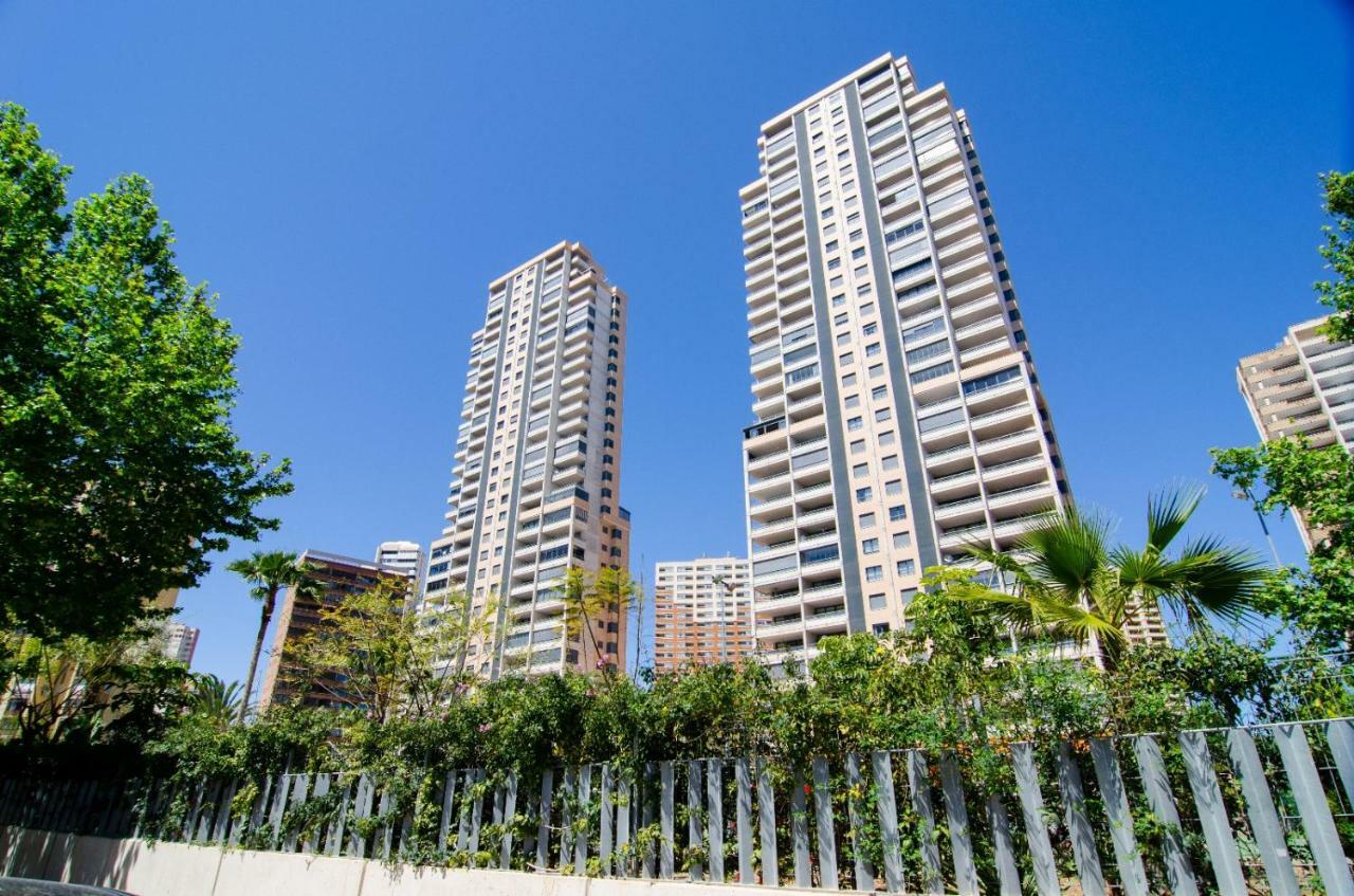 Apartamentos Con Terraza Torre D'Oboe By Renthas Benidorm Dış mekan fotoğraf